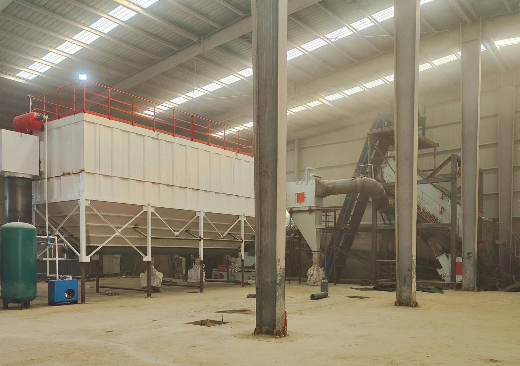 與平面制砂相比，干法制砂樓有哪些優(yōu)勢(shì)？