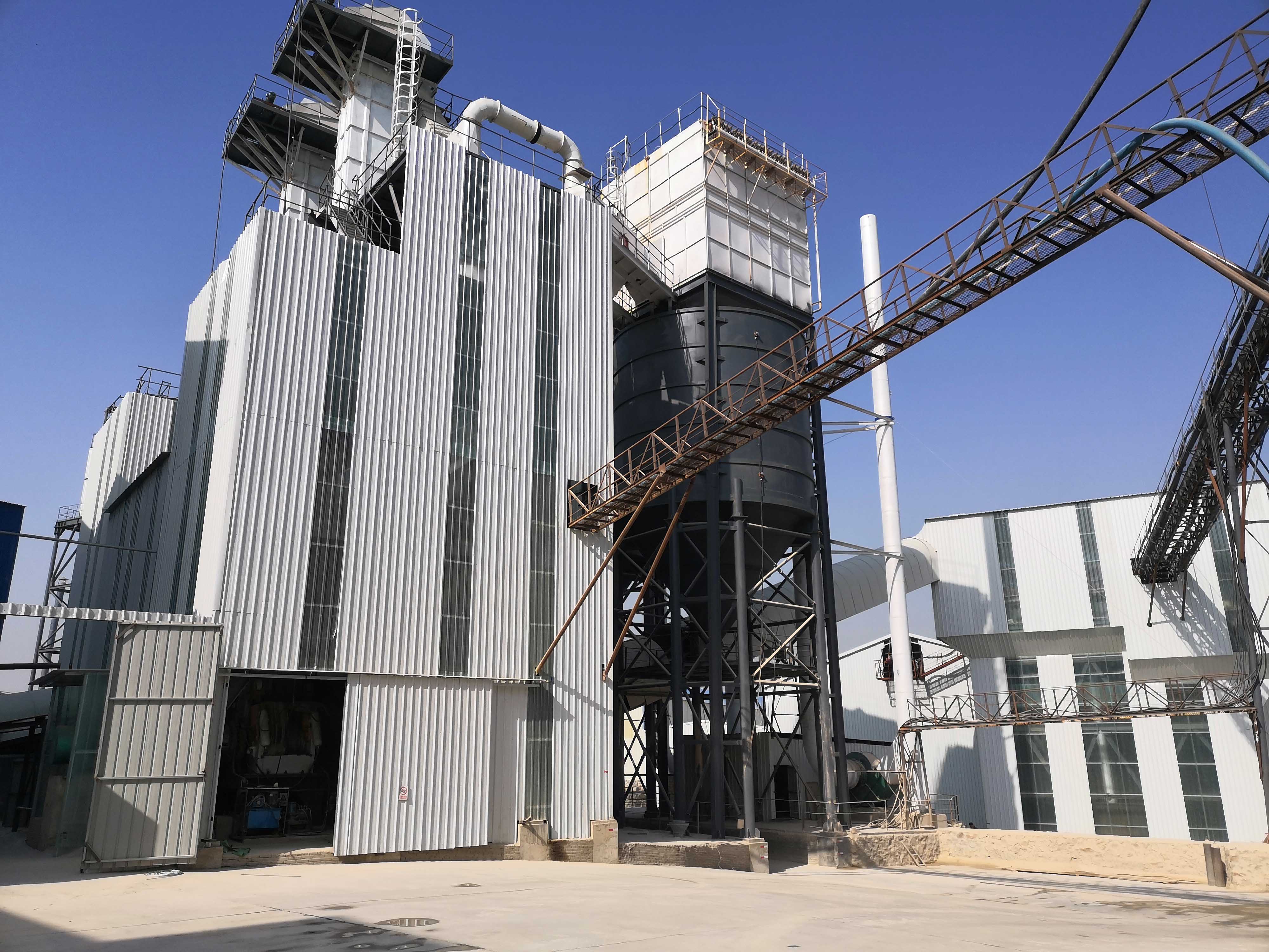 基建項目帶動砂石需求，唐山金路制砂樓助力砂石企業(yè)生產(chǎn)高標砂