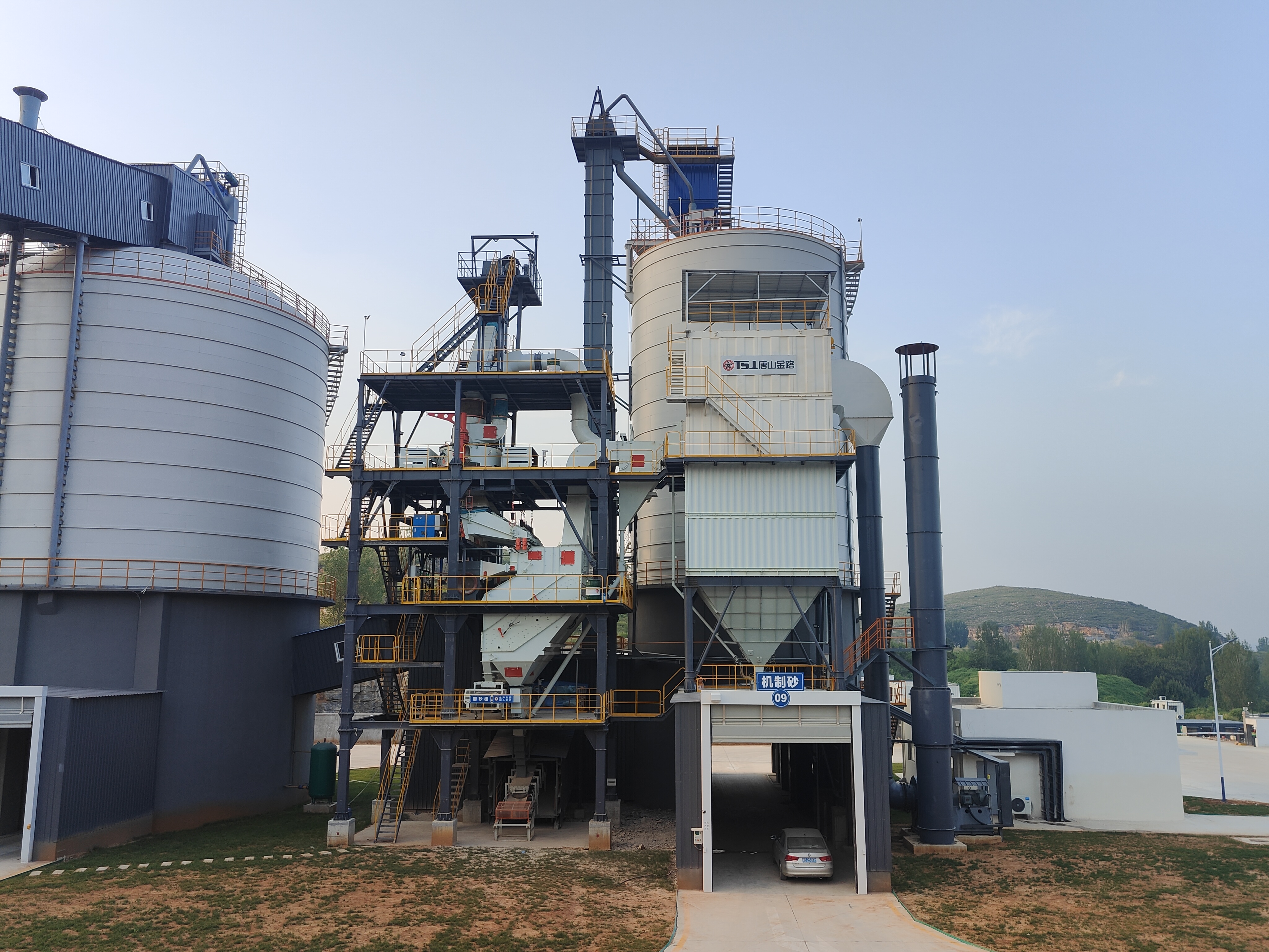 告別冬季停產(chǎn)！制砂樓干法制砂，寒冬里照樣穩(wěn)產(chǎn)增效